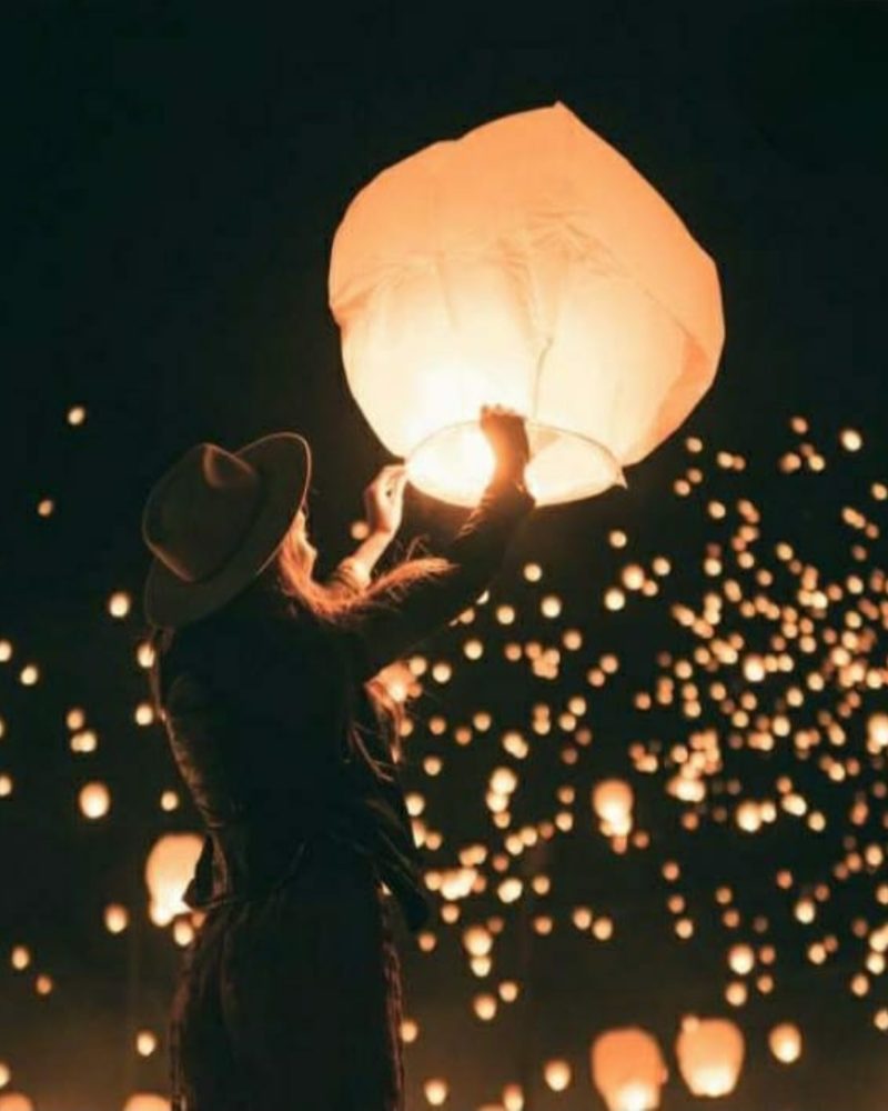Lights Over America The 1 Sky Lantern Festival in America